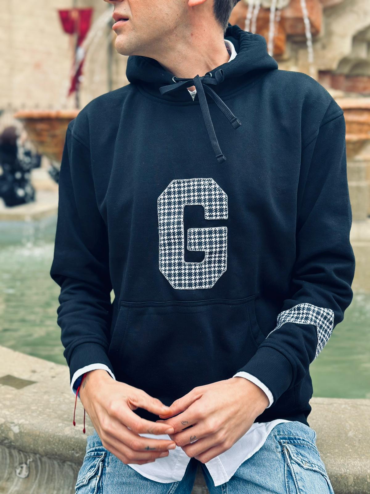 Sudadera PERSONALIZADA CON GORRO mod. “GONZALO”