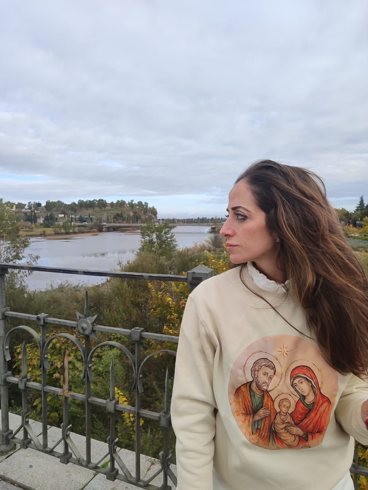 Sudadera beige “PANDERETA”