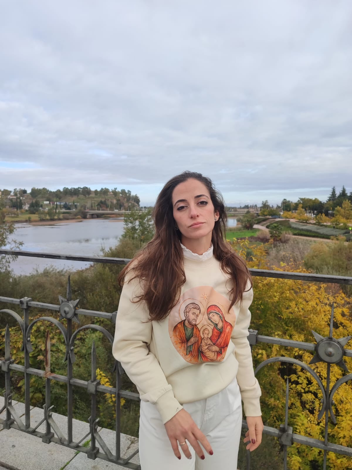 Sudadera beige “PANDERETA”